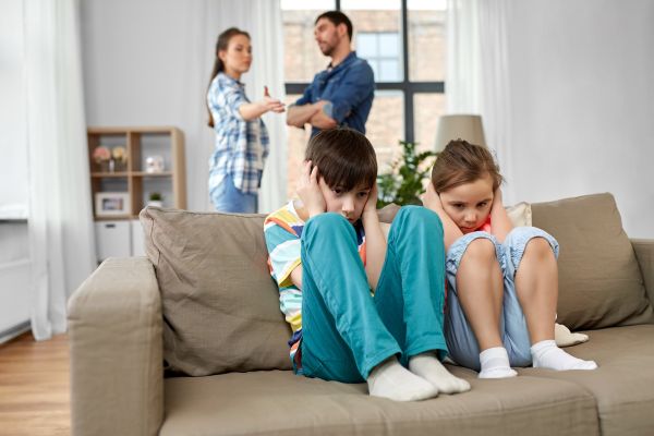 Medidas urgentes de protección de menores | MH Abogados en Gandía